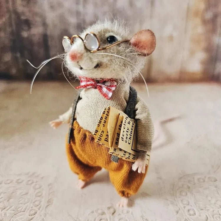 WhiskerWool – Handcrafted, Needle-Felted Mouse | Ka-mostore