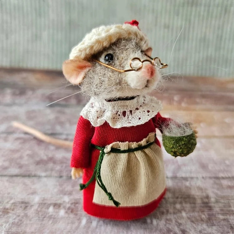 WhiskerWool – Handcrafted, Needle-Felted Mouse | Ka-mostore