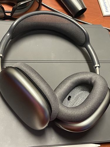 Wireless Noise-Cancelling Over-Ear Headphones | Ka-mostore