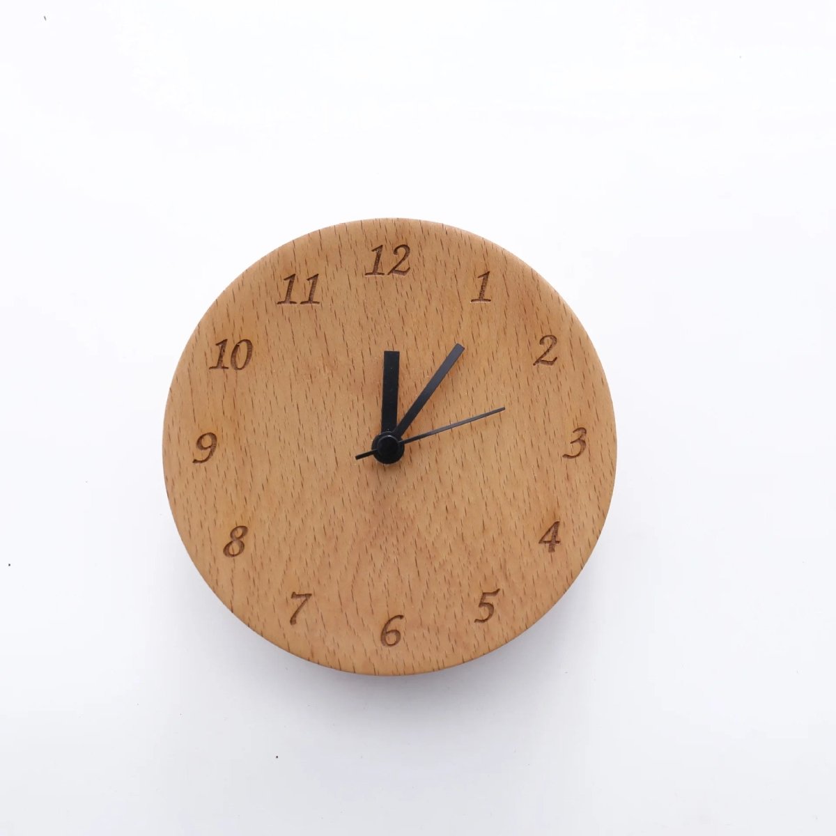 WOODMORN: Beech wood alarm clock for sophisticated home decor | Ka-mostore
