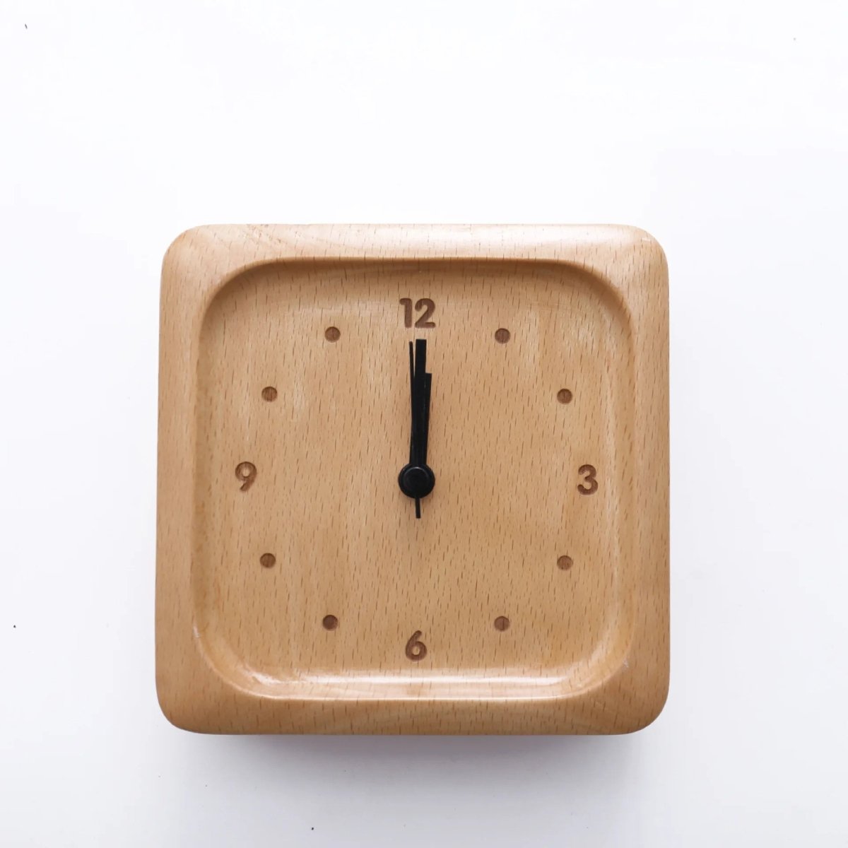 WOODMORN: Beech wood alarm clock for sophisticated home decor | Ka-mostore