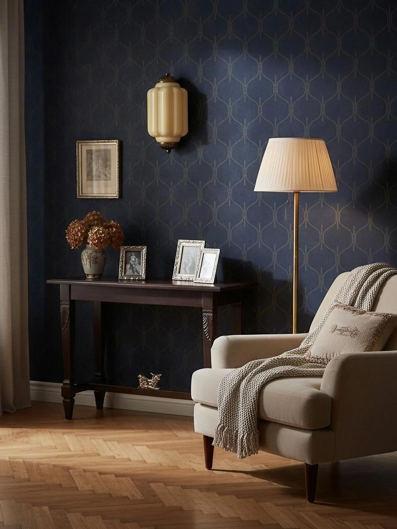 Væglampe i mælkehvidt glas til soveværelset eller gangen i skandinavisk stil